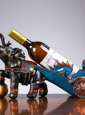 引进财富宝藏麋鹿酒柜酒架装饰轻奢高端入口餐桌桌面红酒架高端装