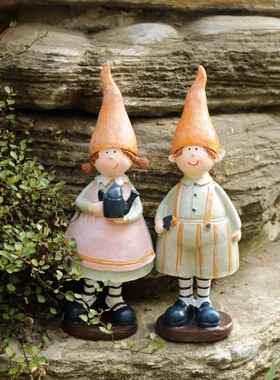 乡村风格尖顶花园夫妇娃娃森林庭院阳台儿童房婚礼装饰窗户装饰品