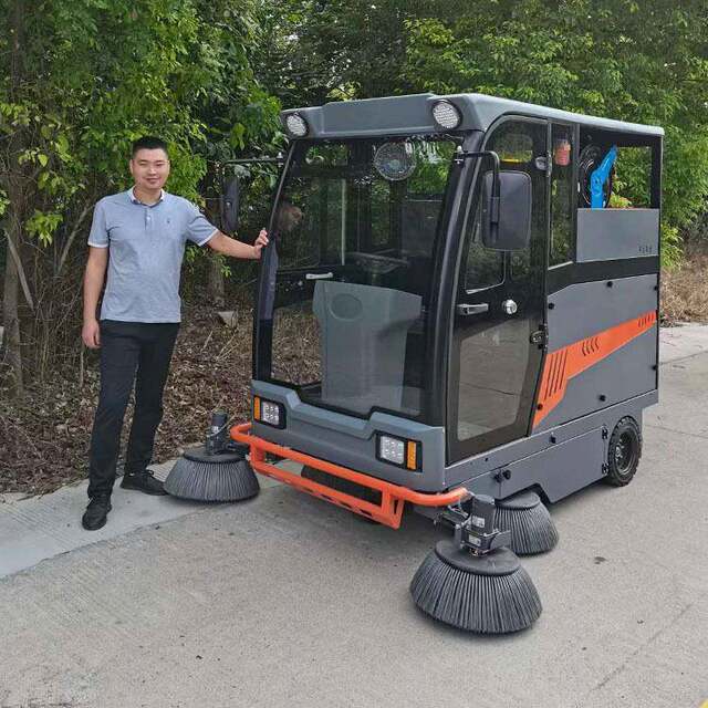 ປິດເຄື່ອງ sweeper ໄຟຟ້າຊຸມຊົນຖະຫນົນທໍາຄວາມສະອາດຊັບສິນ sweeper ໂຮງງານອຸດສາຫະກໍາ sweeper ສູນຍາກາດ sweeper