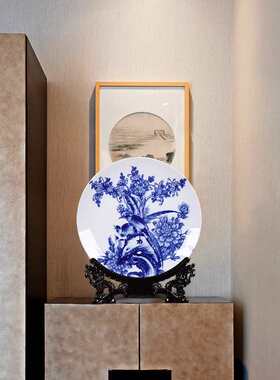 景德镇青花瓷摆盘陶瓷摆件挂盘新中式家居装饰盘客厅酒柜饰工艺