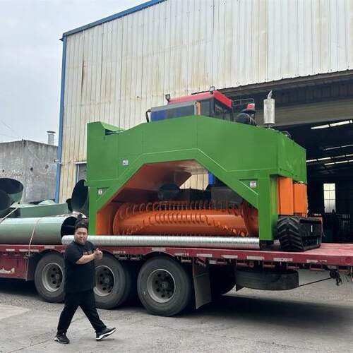 有机肥履带式翻抛机2400型自走式履带翻堆机轮式粪便翻耙机环保 - 图2