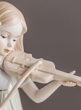 正品西洋女艺孩拉小提琴陶雕件塑摆酒柜电视柜装饰工品家居饰瓷品