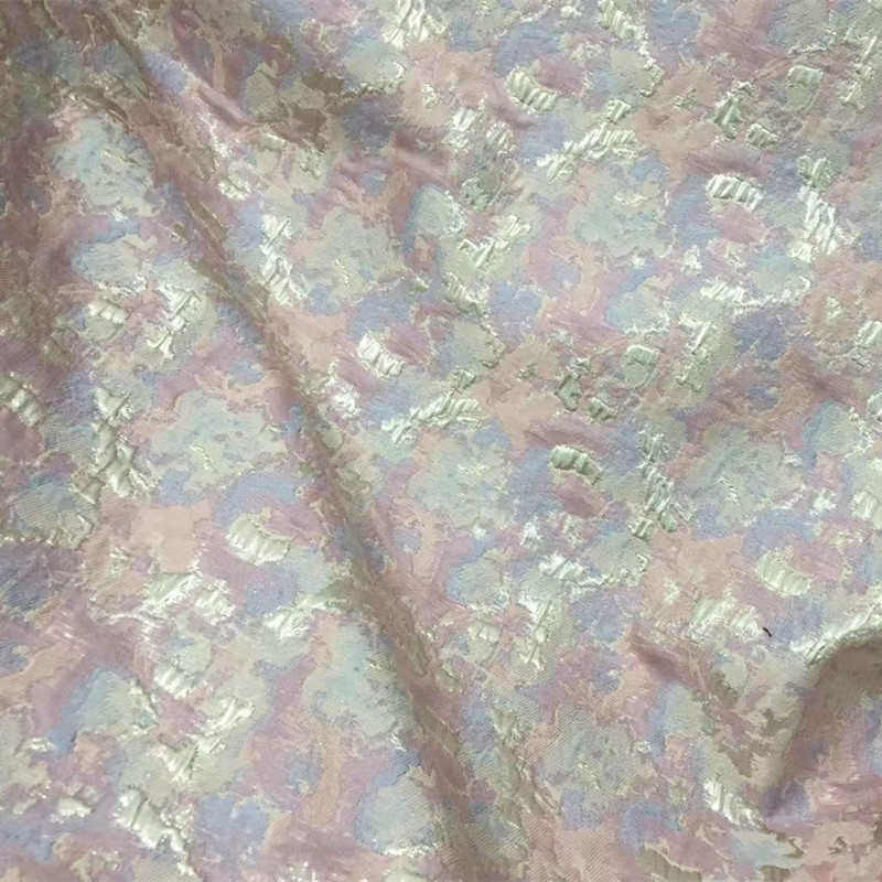 浮雕金银丝提花布立体廓形 粉紫油画风 色织锦提花服装箱包布面料,淘宝优惠券,粉丝福利购,淘宝优惠卷