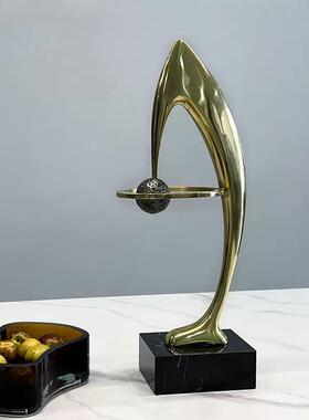 抽象现代小型艺术品土星光环金属摆件酒店家居客厅办公室装饰品