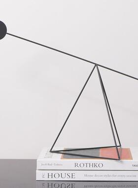 现代简约衡艺术品关摆设酒店售客楼处玄样版LQW房厅软装平饰品摆