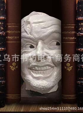 跨境新品 约翰尼雕塑树脂桌面装饰书架 图书馆雕塑工艺品摆件