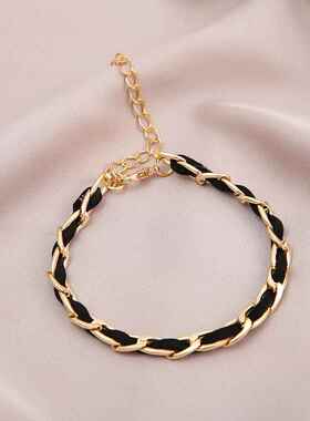 Chain bracelet girl网红设计感炼条手錬女欧美覆古小香风手錬