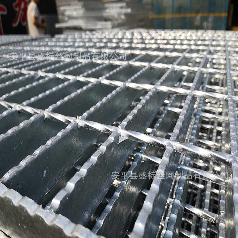 现货热镀锌钢格栅 锯齿形平台踏步板 定做插接格栅板 重型钢格板,淘宝优惠券,粉丝福利购,淘宝优惠卷