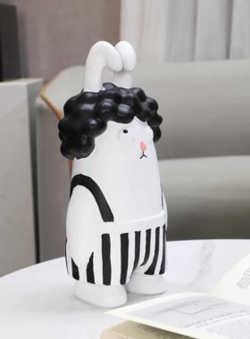 北欧创意趣味卡通可爱背带兔子雕塑摆件客厅卧室儿童房家居装饰品