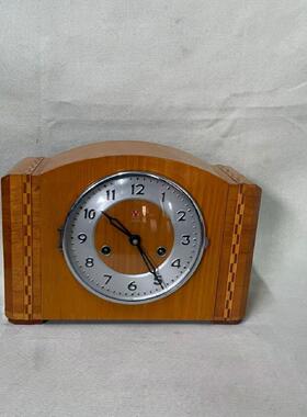 采购产品旧物品，怀旧乡村老式挂钟，老式机械挂钟装饰品，农舍民