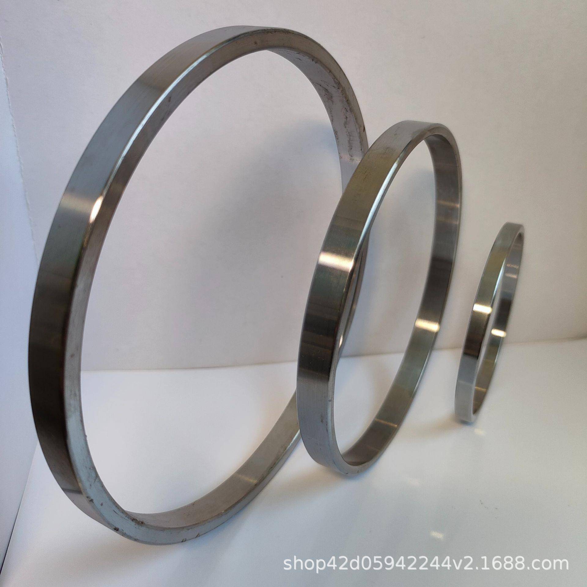 Steel tube automobile electric vehicle parts processing non-standard precision tube cold drawn tube No. 20 large and small diameter precision tube