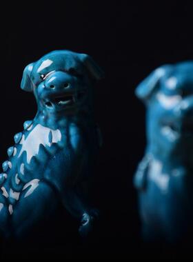 厂家直销景德镇陶瓷蓝男女狮对现代家居工艺品客厅联体别墅装饰