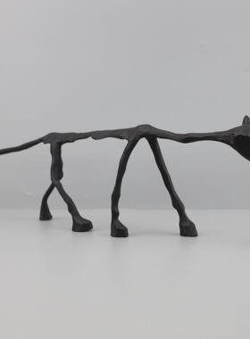 代现简约抽象走姿猫0552板房售部家楼居桌面客厅卧室软装样饰品摆