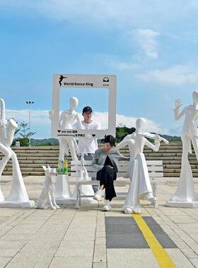 玻璃纤维音乐人雕塑户外商广场网红美陈艺术品装饰大型人物落地摆