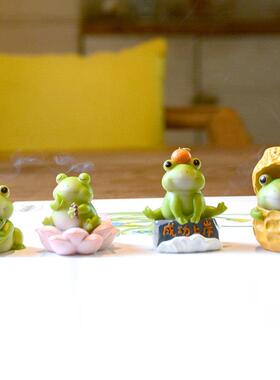 可爱好运莲莲小青蛙摆件办公室桌面车载解压情绪庭院花盆造景装饰