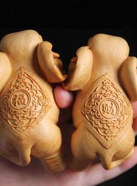 太行崖柏木雕手把件富贵吉祥小象雕刻实木工艺品木制大象车摆件