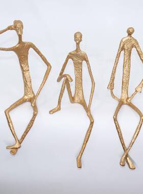 简约代样UQW板房创金属人物雕塑摆现件家新中式别墅酒意店居软装