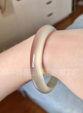 2026马达加斯加原色玛瑙手镯女白冰种香槟色玉髓镯子荔枝冻起荧光