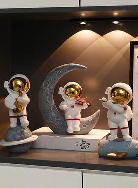 轻奢高档宇航员太空人酒柜电视柜摆件套装客厅玄关办公室家居装饰