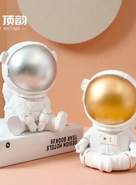 宇航员太空人工艺品飞机装饰摆件