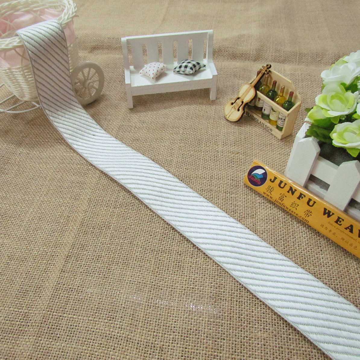 【床垫围边带】MT-255# 灰色底配白色突斜纹包边带 服装家具织带,淘宝优惠券,粉丝福利购,淘宝优惠卷