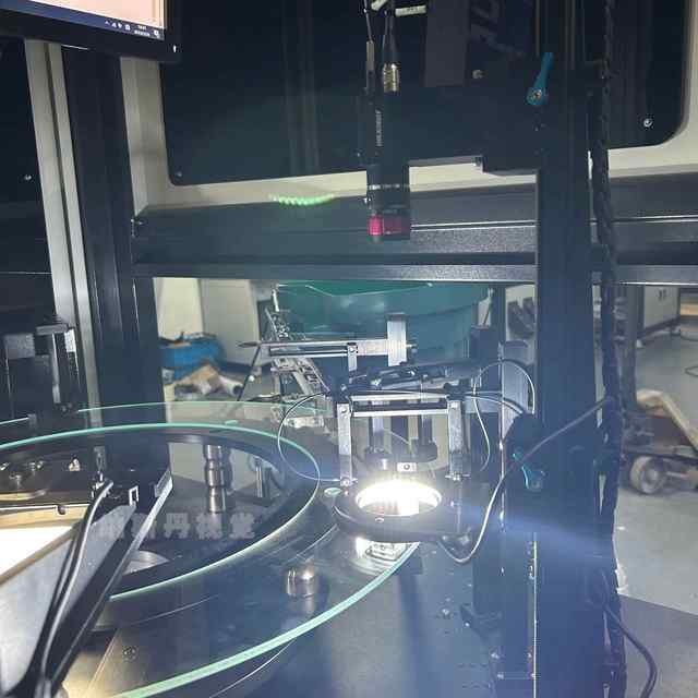 Processing part detection equipment product size and surface defect detection parts optical screening machine