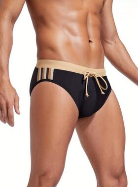 Y 45699 Men's Triangle Swimwear 拼色三角泳裤