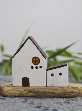 Chumfun 木质日系治愈小摆件电脑桌面可爱小房子迷你工位造景装饰