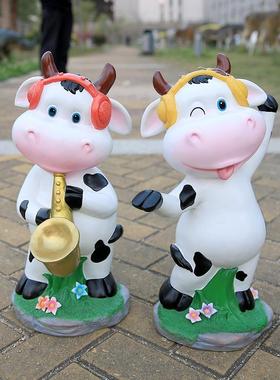 卡通音乐奶牛雕塑玻璃钢树脂落地摆件装饰庭院幼儿园花园摆设包邮