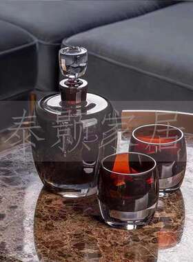 简约现代样板间客厅琥珀色酒具马毛托盘摆件茶几烟灰缸装饰品