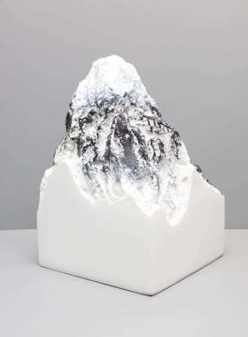 现代简约创意雪山摆件样板房售楼处桌博古架书桌办公室古典工艺品