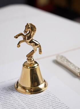 印度进口时尚轻奢黄铜骏马造型开餐铃 艺术金色手摇铃铛装饰摆件