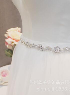 Wave shaped diamond waistband slimming wedding dress