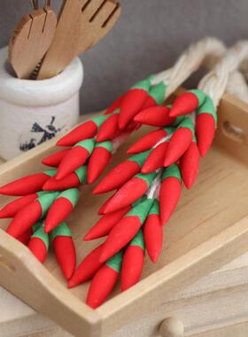 1：12迷你娃娃屋家具摆件微缩食玩仿真辣椒串红辣椒模型5串一袋