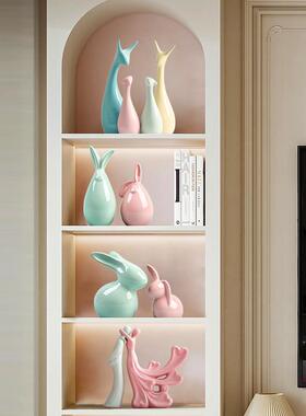客厅小摆件创意家居轻奢电视酒柜子玄关书架鹿天鹅高档工艺装饰品