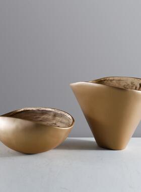 现居代北欧轻中古奢侘寂风金树脂色花盆瓶摆件家酒店EUW会所民宿