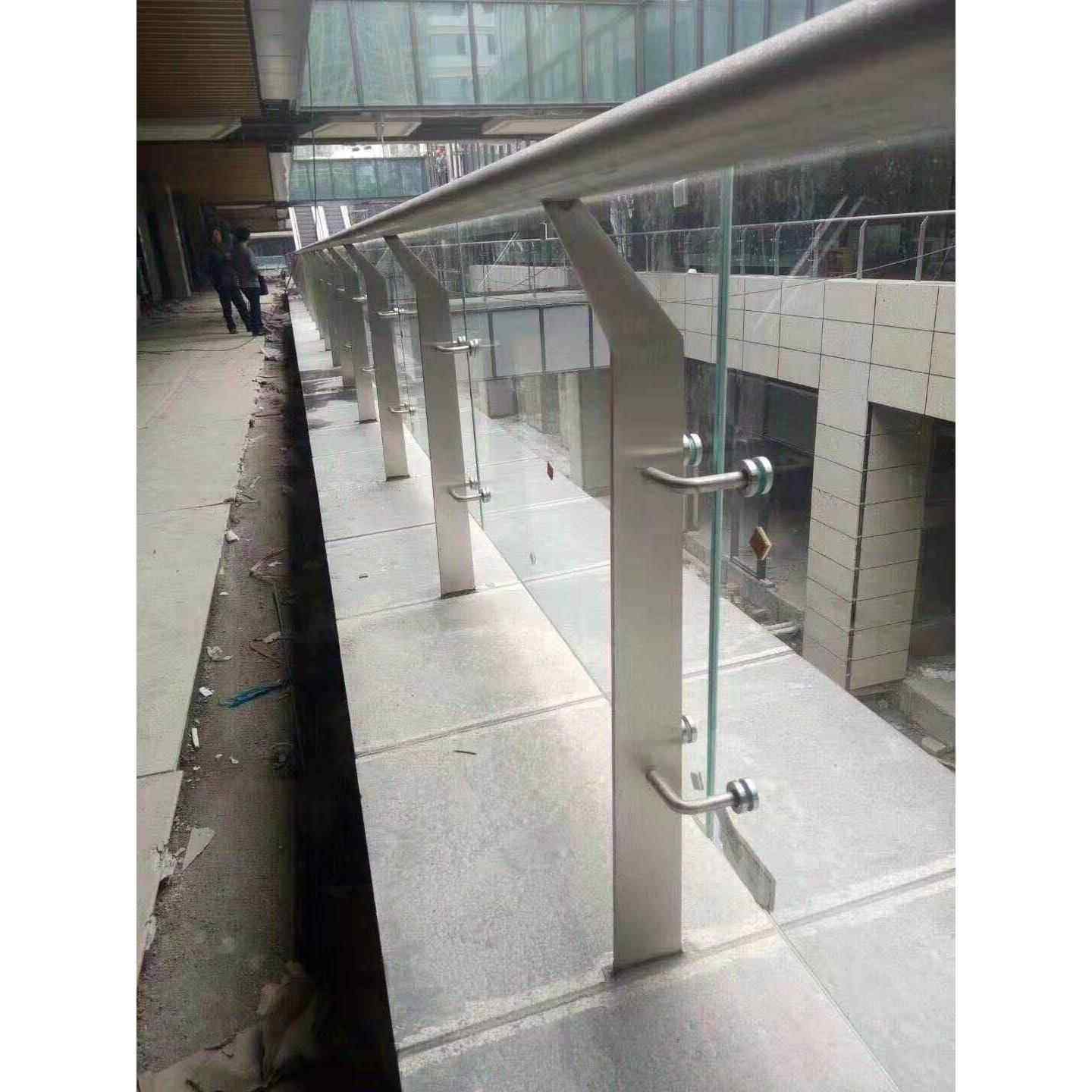 304不锈钢立柱桥梁栏杆立柱玻璃扶手商场玻璃栏杆不锈钢刀片立柱,淘宝优惠券,粉丝福利购,淘宝优惠卷