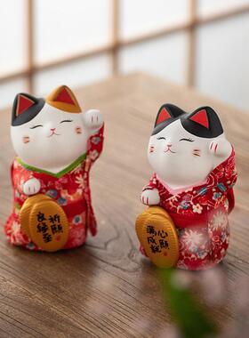 热卖新款可爱客厅家居装饰品和服招财猫陶瓷摆件新年乔迁新居礼品