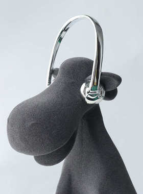 现代简约卡通树脂植绒摆件客厅电视柜儿童房装饰雕塑潮玩软装饰品