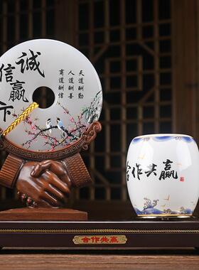 董事长老板办公室桌面书房装饰品笔筒摆件送公司商务礼品