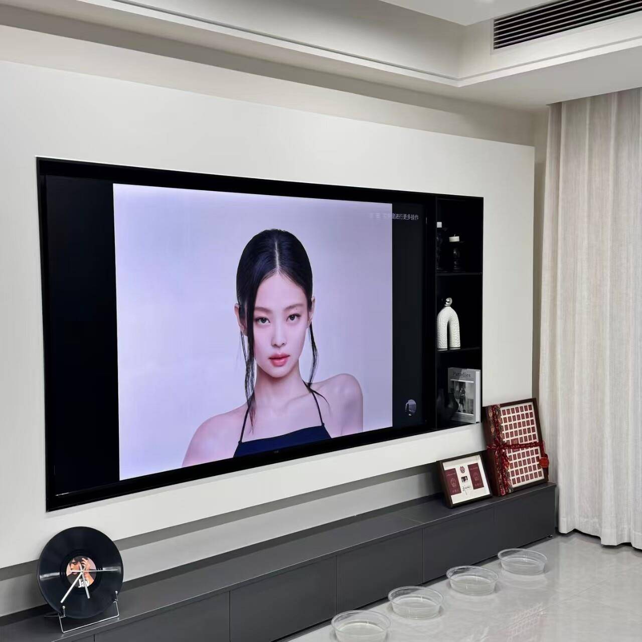 Personalized stainless steel TV niche embedded 75/85/100 inch living room TV background wall finished frame