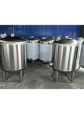 304不锈钢水箱储水箱大容量1T2吨10吨卧式保温储罐