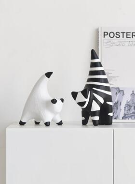 高级感抽象艺术小猫现代样板间酒柜书房家居装饰品摆件创意摆设