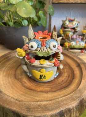 辰雪景德镇纯手工陶瓷貔貅茶宠香炉线 线香倒流香插摆件开 业创意