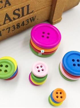 100个4孔混合尺寸木钮扣，用于工艺圆缝