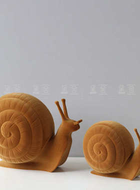 简约轻奢树脂绒面蜗牛创意软装饰品儿童房客厅电视柜桌面家居摆件