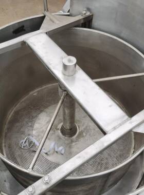 腌制品脱水甩油机全自动离心甩干机油炸食品甩油机果蔬甩水机
