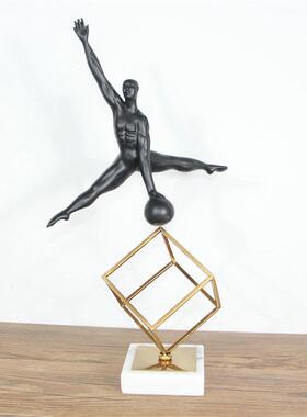 北欧简约现代体操人物摆件树脂装饰品样板房办公室柜子桌面大理石