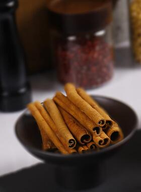 新中式样板间厨房摆件组合大理石砧板仿真花艺瓶砧板锅具创意饰品