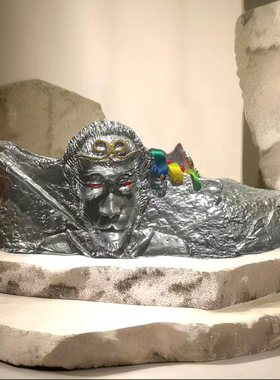 周晁ZICO 《黑神话悟空库里手握奈克砍刀》限量雕塑单只艺术球鞋